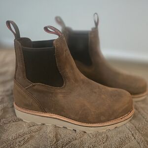 Red Wing Shoes Tan Leather Pull-On Boots